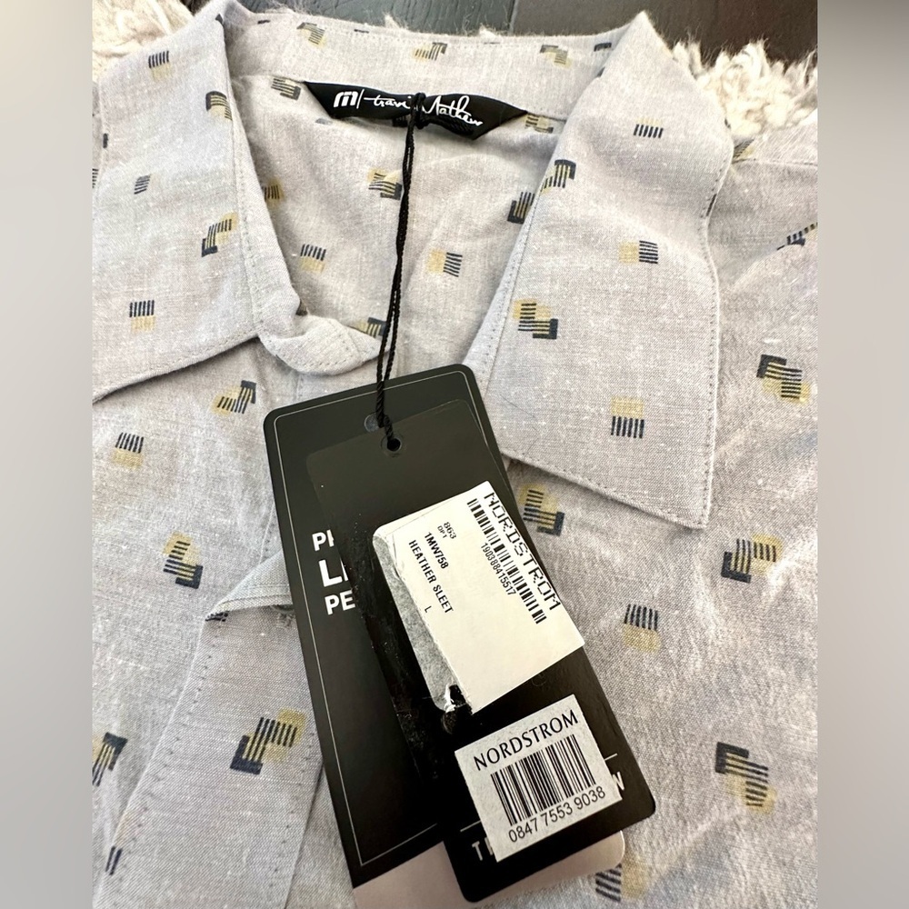 RARE Travis Matthew NWT Short Sleeve Button Down Stretch Shirt